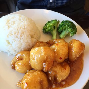 Golden Palace - Generals Prawns lunch special with soup and sesame ball appetizer! - Chinese Near Me - Moraga, California