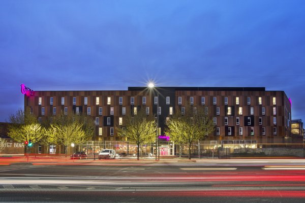 Moxy Copenhagen Sydhavnen by null