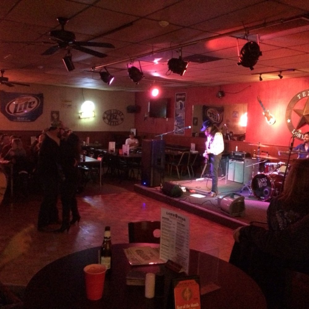 Lone Star Roadhouse - a band performing on stage - Bars Near Me - Dallas, Texas Lone Star Roadhouse - a band performing on stage - Bars Near Me - Dallas, Texas