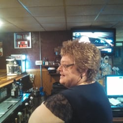 Bear A Bar & Grille - Great bar maid