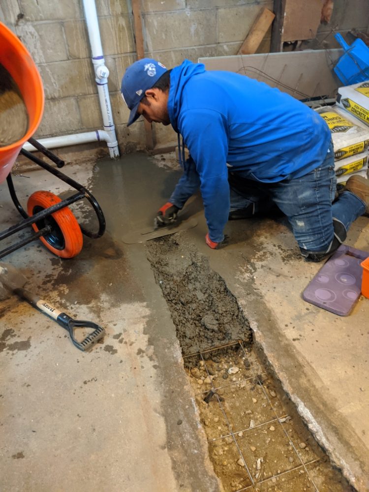 Slide of Semper Fi Contracting