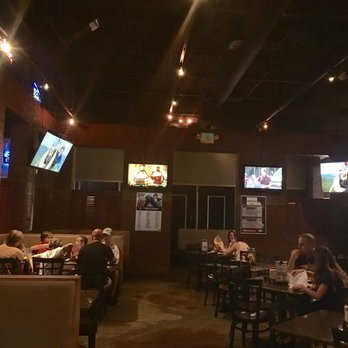 Jonathan's Grille - Interior - plenty of TVs - American Near Me - Franklin, Tennessee Jonathan's Grille - Interior - plenty of TVs - American Near Me - Franklin, Tennessee