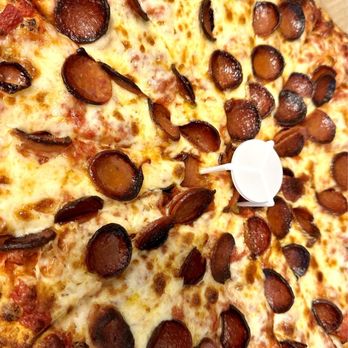 Green Lantern Pizza - Round with pepperoni - Pizza Near Me - Livonia, Michigan Green Lantern Pizza - Round with pepperoni - Pizza Near Me - Livonia, Michigan