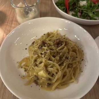 Robba Da Matti - Carbonara - Italian Near Me - Vancouver, British Columbia