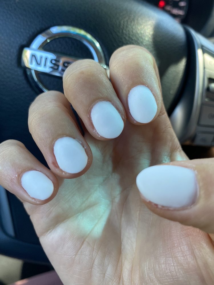 Studio Nails