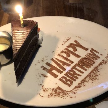 Yard House - Complimentary Chocolate Fudge Cake - New American Near Me - Concord, California