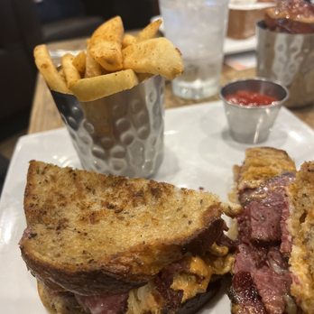 CraftWay Kitchen - Plano - Pastrami Reuben - New American Near Me - Plano, Texas CraftWay Kitchen - Plano - Pastrami Reuben - New American Near Me - Plano, Texas