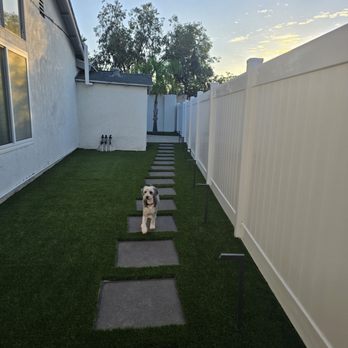 Modern Yardz - The finished side yard - Landscaping Near Me - San Diego, California Modern Yardz - The finished side yard - Landscaping Near Me - San Diego, California