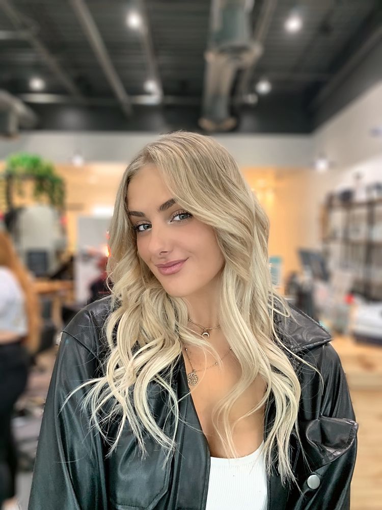 Sophia Avera Salon And Spa Logo