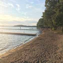 Kalhällsbadet - Strålande solnedgång vid 20-tiden en varm julidag.
