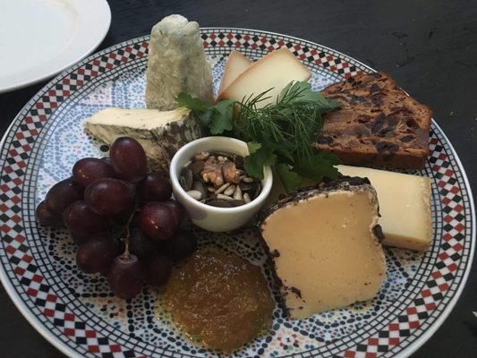 Parlin | Essen und Weinbar by null