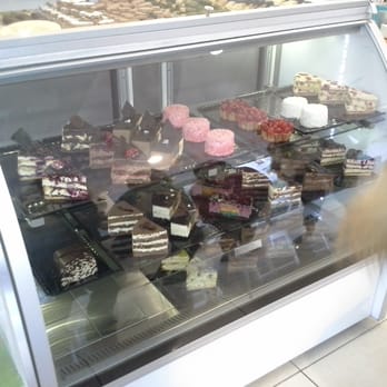 Cupcake Torta - Many desserts to chose from - Desserts Near Me - Adana, 01