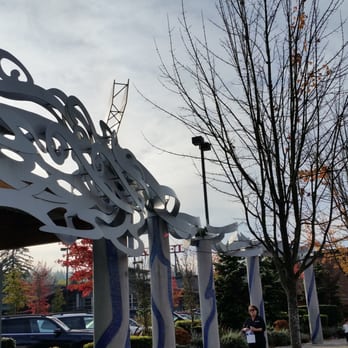RE/MAX Town Center - Decorations outside walking to Starbucks! - Real Estate Services Near Me - Mill Creek, Washington RE/MAX Town Center - Decorations outside walking to Starbucks! - Real Estate Services Near Me - Mill Creek, Washington