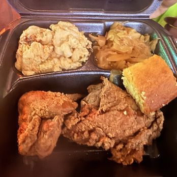 Dunc’s Bar & Grill - Southern Fried Chicken, macaroni and cheese and smothered cabbage everything - Soul Food Near Me - Fort Walton Beach, Florida Dunc’s Bar & Grill - Southern Fried Chicken, macaroni and cheese and smothered cabbage everything - Soul Food Near Me - Fort Walton Beach, Florida