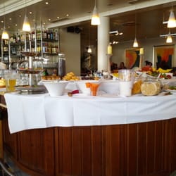 Cafe + Bar Celona
