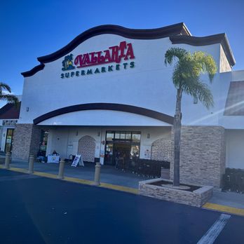 Vallarta Supermarkets - Your neighborhood destination for fresh, authentic ingredients and flavors - Vallarta Supermarkets! - Grocery Near Me - Oxnard, California Vallarta Supermarkets - Your neighborhood destination for fresh, authentic ingredients and flavors - Vallarta Supermarkets! - Grocery Near Me - Oxnard, California