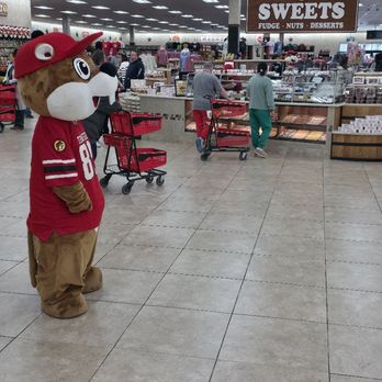 Buc-ee’s - Gas Stations Near Me - Sevierville, Tennessee