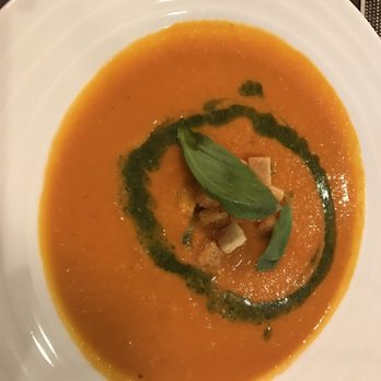 Restaurace U Tlustých - Tomatova polevka - Czech Near Me - Lednice, JM Restaurace U Tlustých - Tomatova polevka - Czech Near Me - Lednice, JM