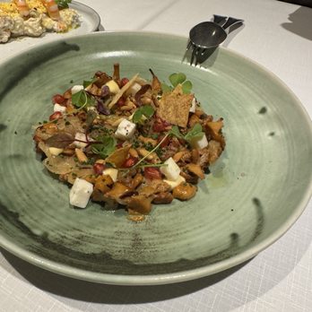 Vicus - Chanterelles - Signature Cuisine Near Me - Pals, GI