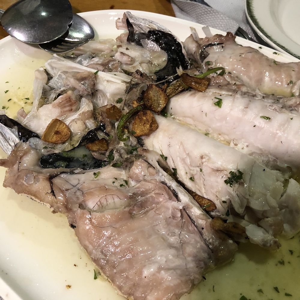 Cidrerie Barkaiztegi - Grilled Hake fish smothered with garlic, olive oil and spices. - Basque Near Me - Donostia / San Sebastián, SS