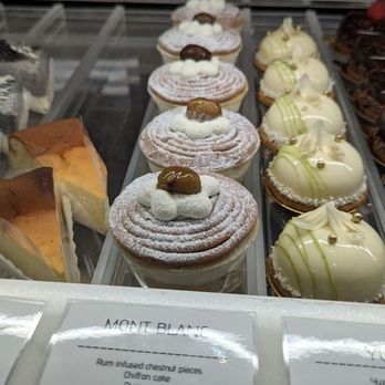 Yuzu No Ki - Patisserie/Cake Shop Near Me - Markham, Ontario Yuzu No Ki - Patisserie/Cake Shop Near Me - Markham, Ontario