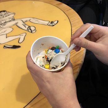Amy's Ice Creams - Oreo with m&ms - Ice Cream & Frozen Yogurt Near Me - Austin, Texas Amy's Ice Creams - Oreo with m&ms - Ice Cream & Frozen Yogurt Near Me - Austin, Texas