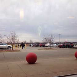 Starbucks - Twilight in Waconia (apologies to Dona Schwartz' "Waucoma Twilight")