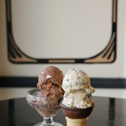 Berry Toasty Deli Desserts - Make it a double with our signature ice cream flavors !