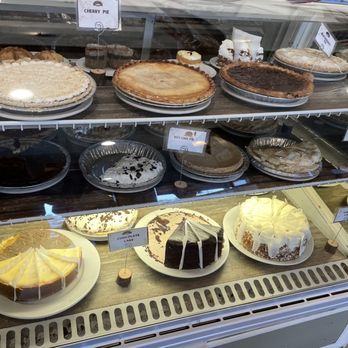 Holder's Country Inn - Pie, cake, many choices, you'll see them when you enter - American Near Me - San Jose, California Holder's Country Inn - Pie, cake, many choices, you'll see them when you enter - American Near Me - San Jose, California