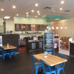 Tropical Smoothie Cafe