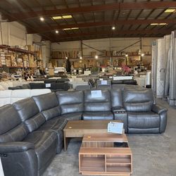 Liquidation Outlet Bakersfield - All of there couches selections
