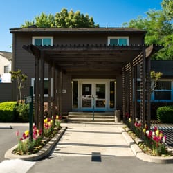 Emerald Vista Apartments - Our front office is open Mon - Fri 9:00am to 5:00pm; stop by and say hello.