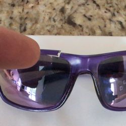 Chilli Beans - 2nd pair of same sunglasses broken after 3 months of use (worn maybe 15 times- paid 145$ cdn)
