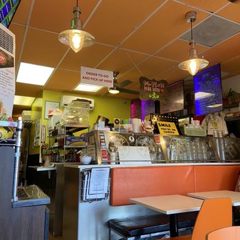 PhoMi2Go - Inside - Vietnamese Near Me - North Miami Beach, Florida PhoMi2Go - Inside - Vietnamese Near Me - North Miami Beach, Florida