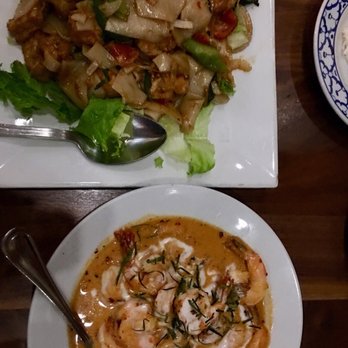 Soi 38 - Shrimp panang curry ($18) and quay tiew kee mao with tofu instead of seafood ($18). - Thai Near Me - Washington, DC, District of Columbia Soi 38 - Shrimp panang curry ($18) and quay tiew kee mao with tofu instead of seafood ($18). - Thai Near Me - Washington, DC, District of Columbia