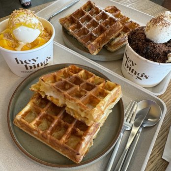Heybings - SNOW: Mango Paradise, Choco Oreo Crunch Mochi  Waffles: Cheddar Cheese, Sesame Peanut - Desserts Near Me - Costa Mesa, California