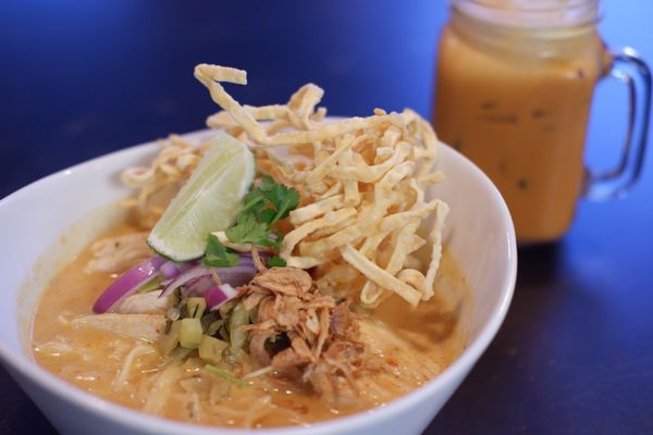 Bee Thai Kitchen by null