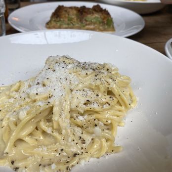 UOVO | Studio City - Cacio e Pepe - Italian Near Me - Studio City, California UOVO | Studio City - Cacio e Pepe - Italian Near Me - Studio City, California