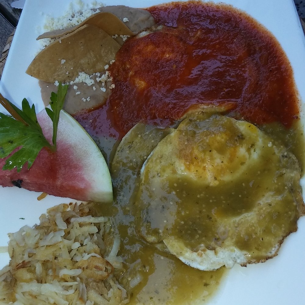 Coexistbistro - Huevos divorciados - Seafood Near Me - Puerto Vallarta, JAL