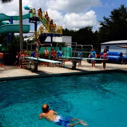 Kissimmee Family Aquatic Center - Double diving pool