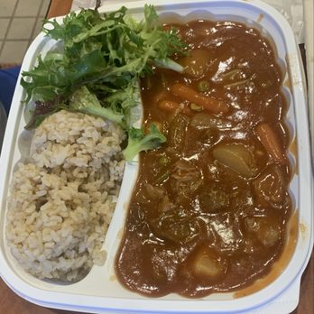 Zippy's Waipahu - Beef stew plate - Diners Near Me - Waipahu, Hawaii