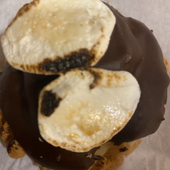 Mochi - S'mores cream puff: we wish we didn't get it, not very good. - Ice Cream & Frozen Yogurt Near Me - Irvine, California Mochi - S'mores cream puff: we wish we didn't get it, not very good. - Ice Cream & Frozen Yogurt Near Me - Irvine, California
