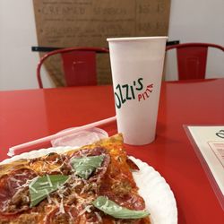 Ozzi’s Pizza