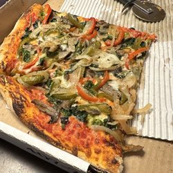 Esca’s Pizza - Veggie pizza