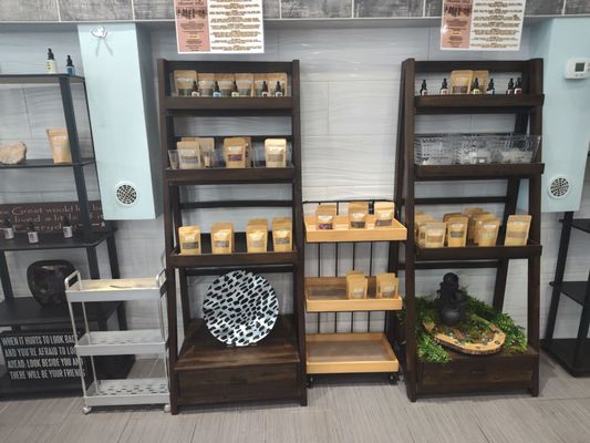 Mom's Organic Oils Smoothie & Herb Cafe by null