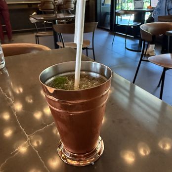 Amex Centurion Lounge - Lounges Near Me - Atlanta, Georgia