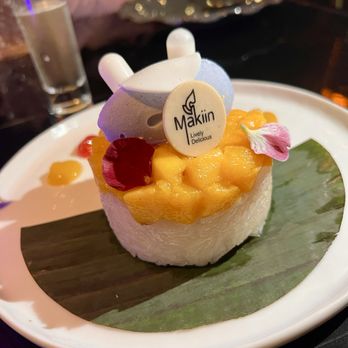 MaKiin - Zesty Mango Sticky Rice - Thai Near Me - Houston, Texas
