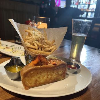 Stoney River - Lobster Roll and Parmesan Fries - Steakhouses Near Me - Atlanta, Georgia