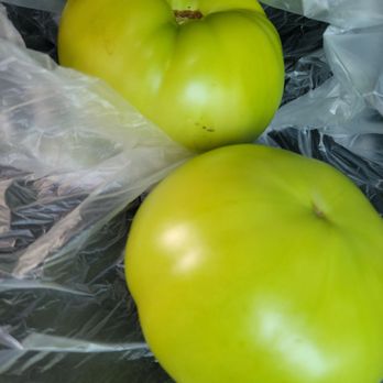 Witten Farm Market - Green tomatoes - Farmers Market Near Me - Newark, Ohio Witten Farm Market - Green tomatoes - Farmers Market Near Me - Newark, Ohio