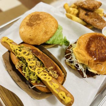 Jumbo's Win Win - Pickle dog - Burgers Near Me - Philo, California